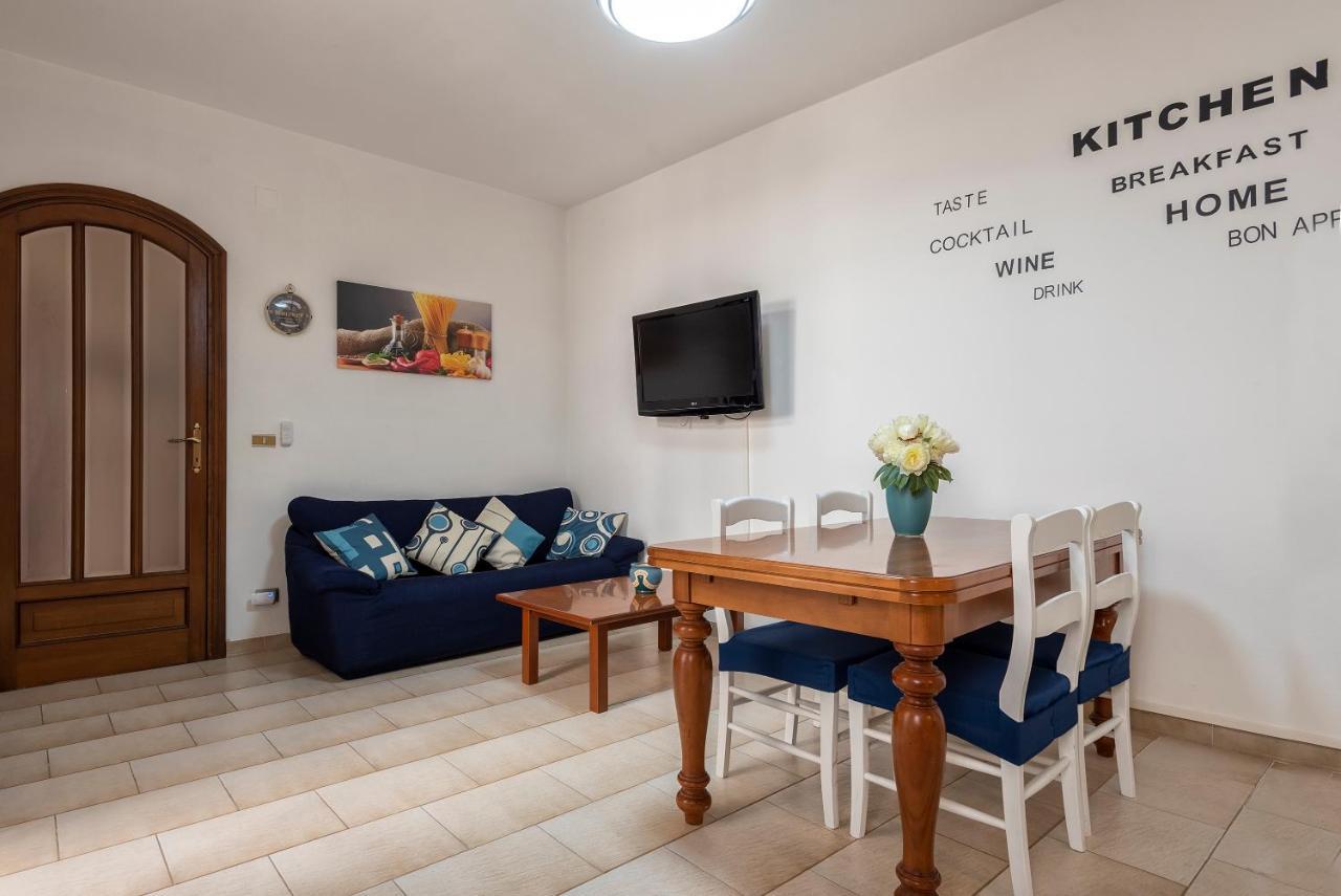 Family House 1.1 Apartment